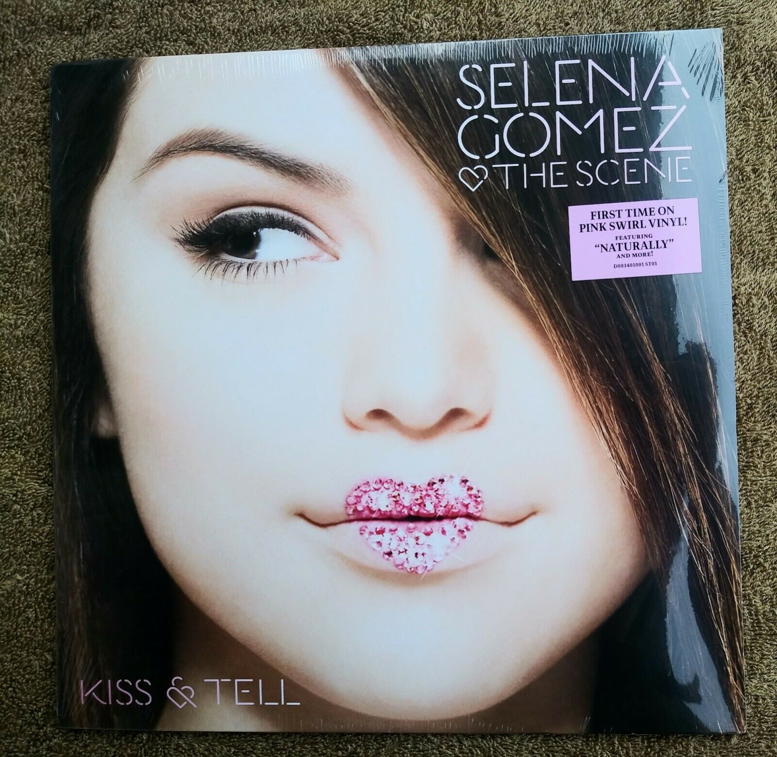 Selena popular Gomez Kiss and Tell vinyl